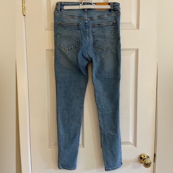 Zara High Rise Skinny Jeans - Picture 2 of 5